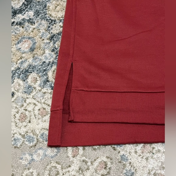 Burgundy New Balance pullover. Size small. Excellent used condition - Picture 5 of 8